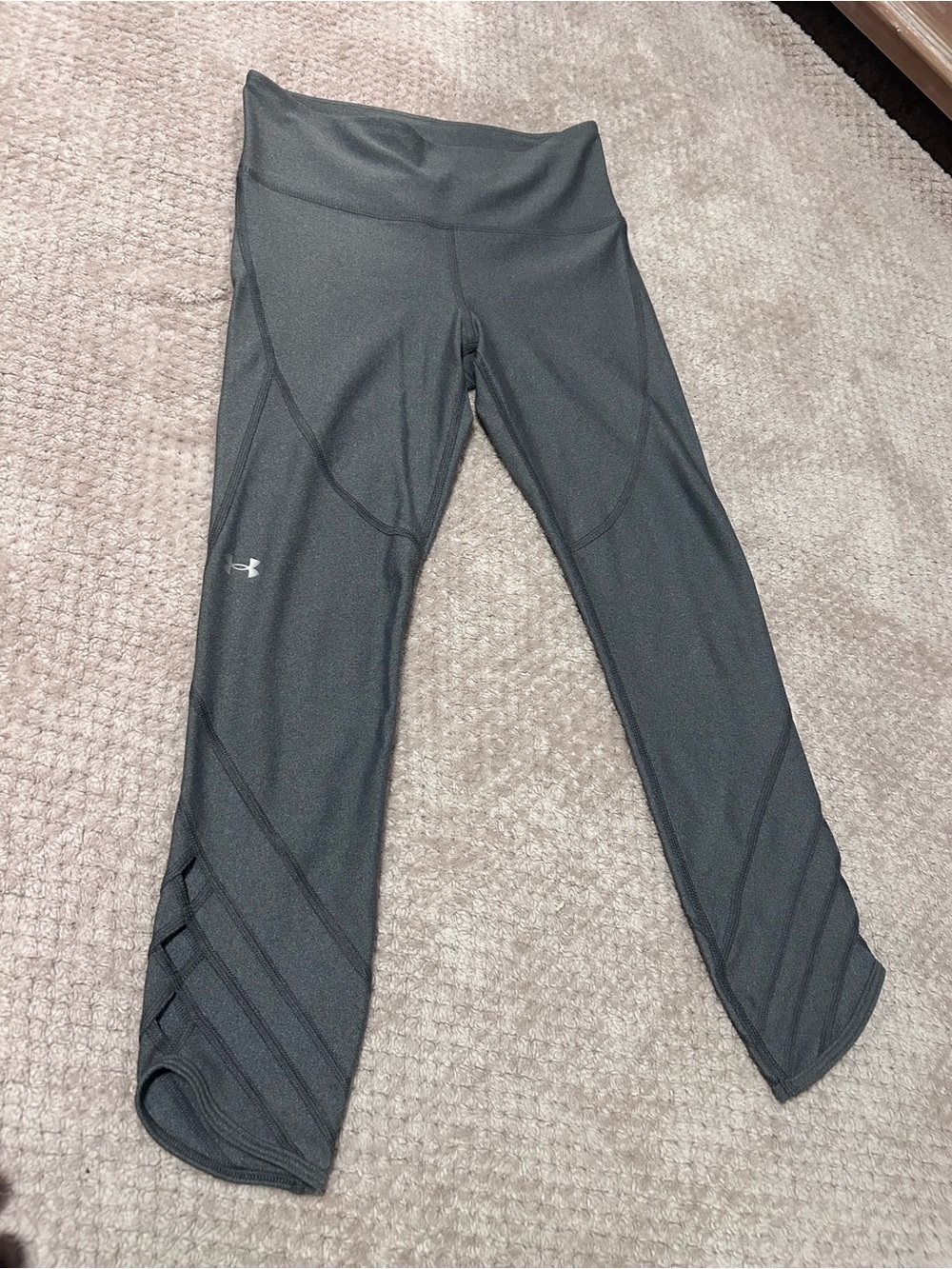 Under Armour Gray Cropped Compression Leggings